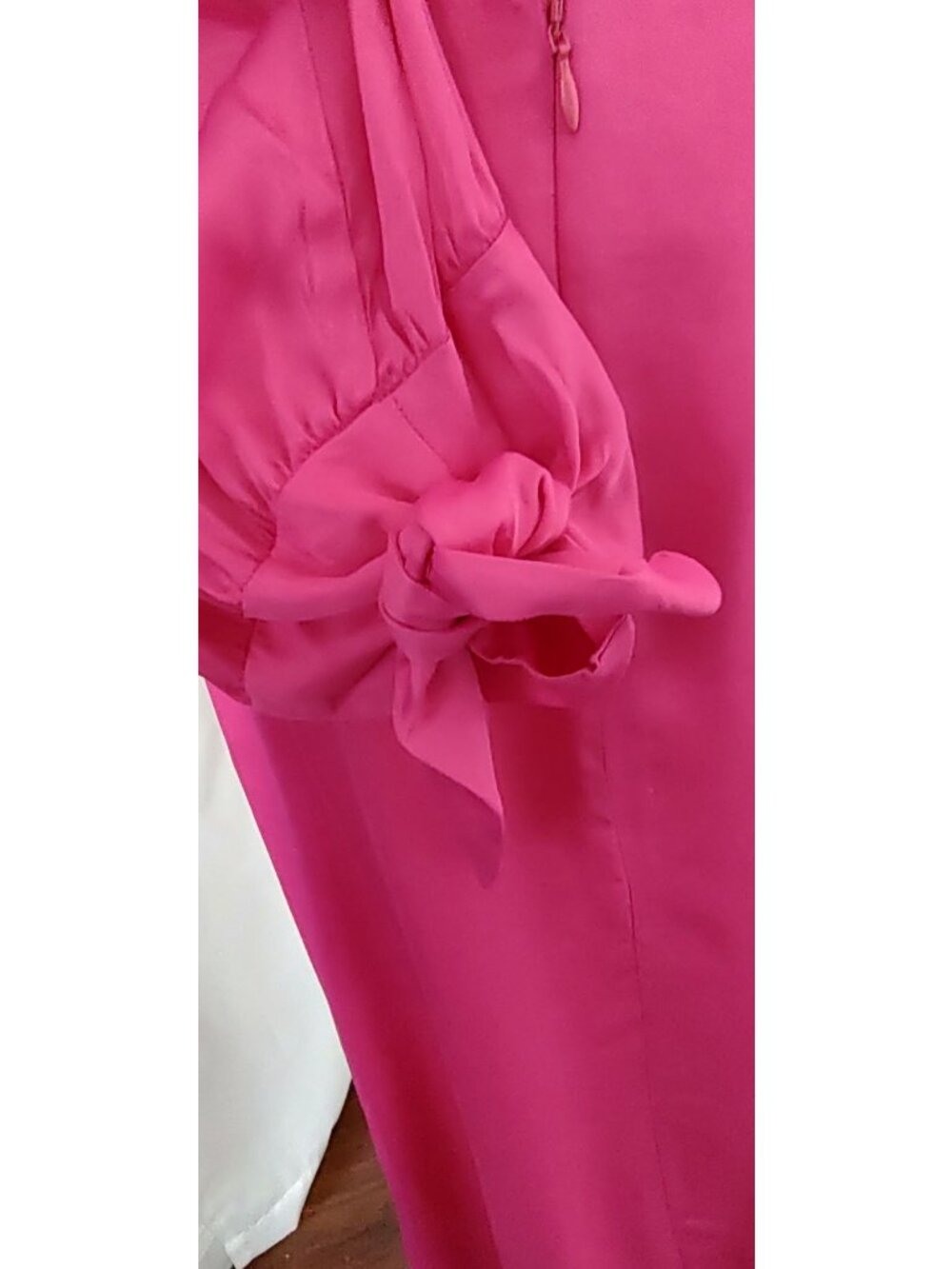 Anthropologie Farm Rio Pink Cut Out Shoulder Pad Satin Maxi Dress L NEW - Picture 9 of 15